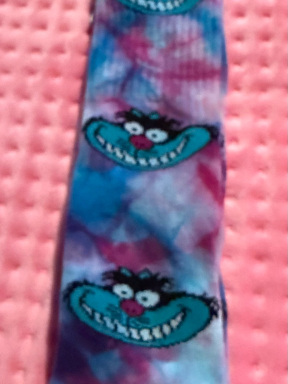 Huf Socks HUF Mad Kat Crew Socks in the purple/pink tie-dye GLOW IN DARK. NWT